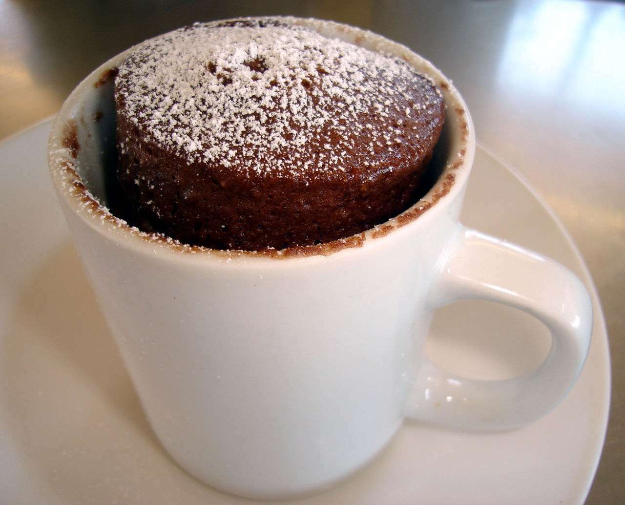 bolo de chocolate na caneca