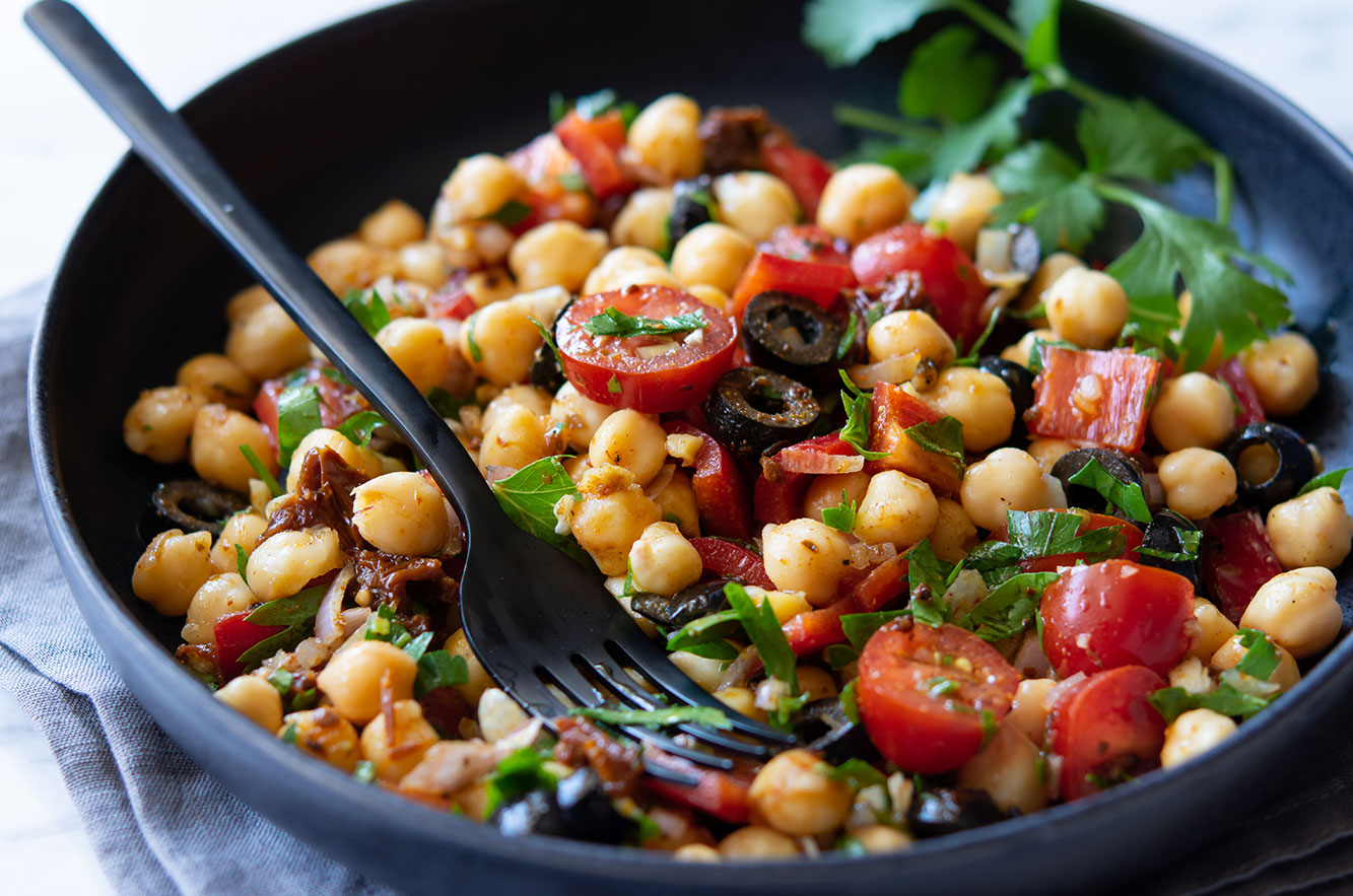 salada de grão de bico italiana