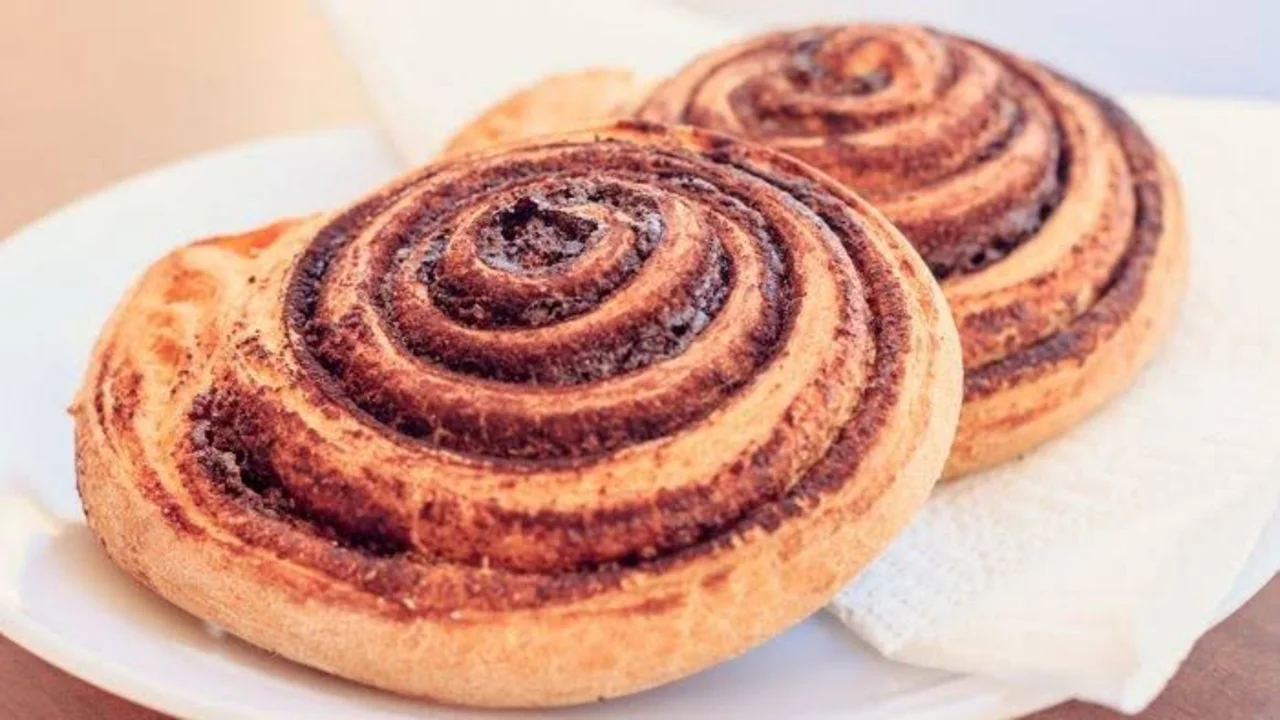 Como preparar deliciosos rolinhos de canela (cinnamon rolls)